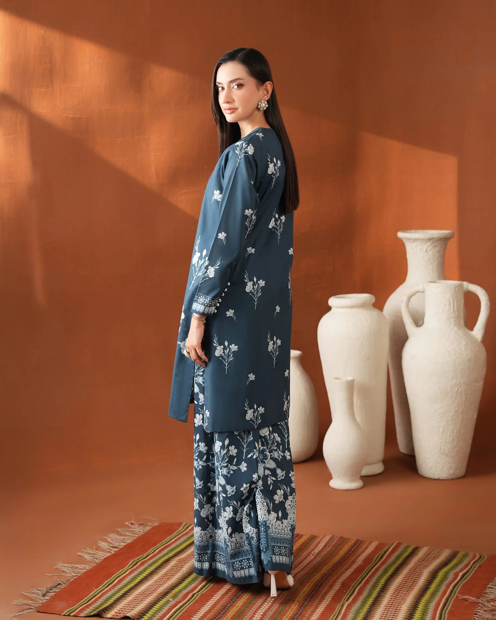 SP-1-2-Piece Ready-to-Wear Lawn Suit