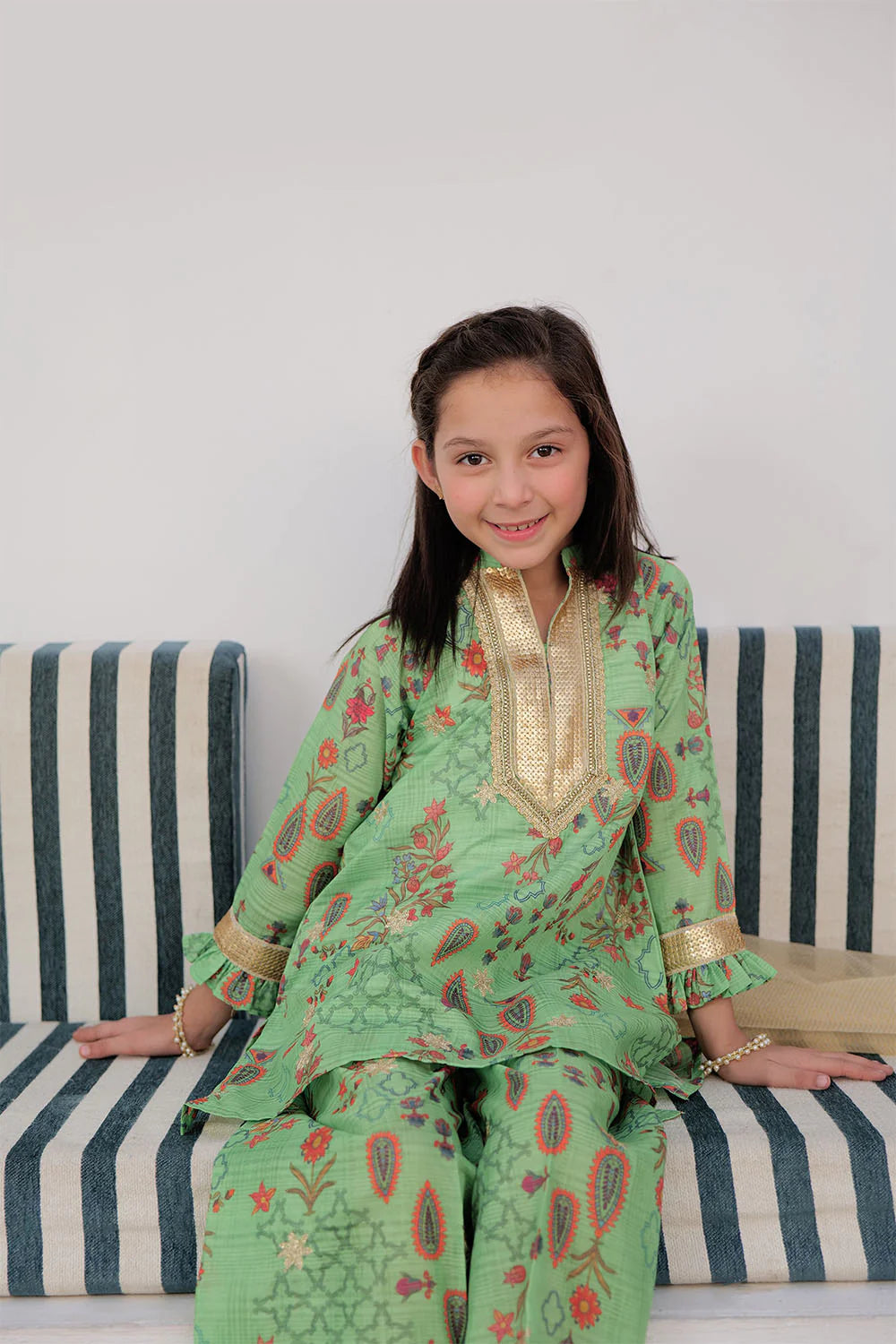 SN-02869 | Green & Multicolor | Formal 3 Piece Suit | Tasar Silk