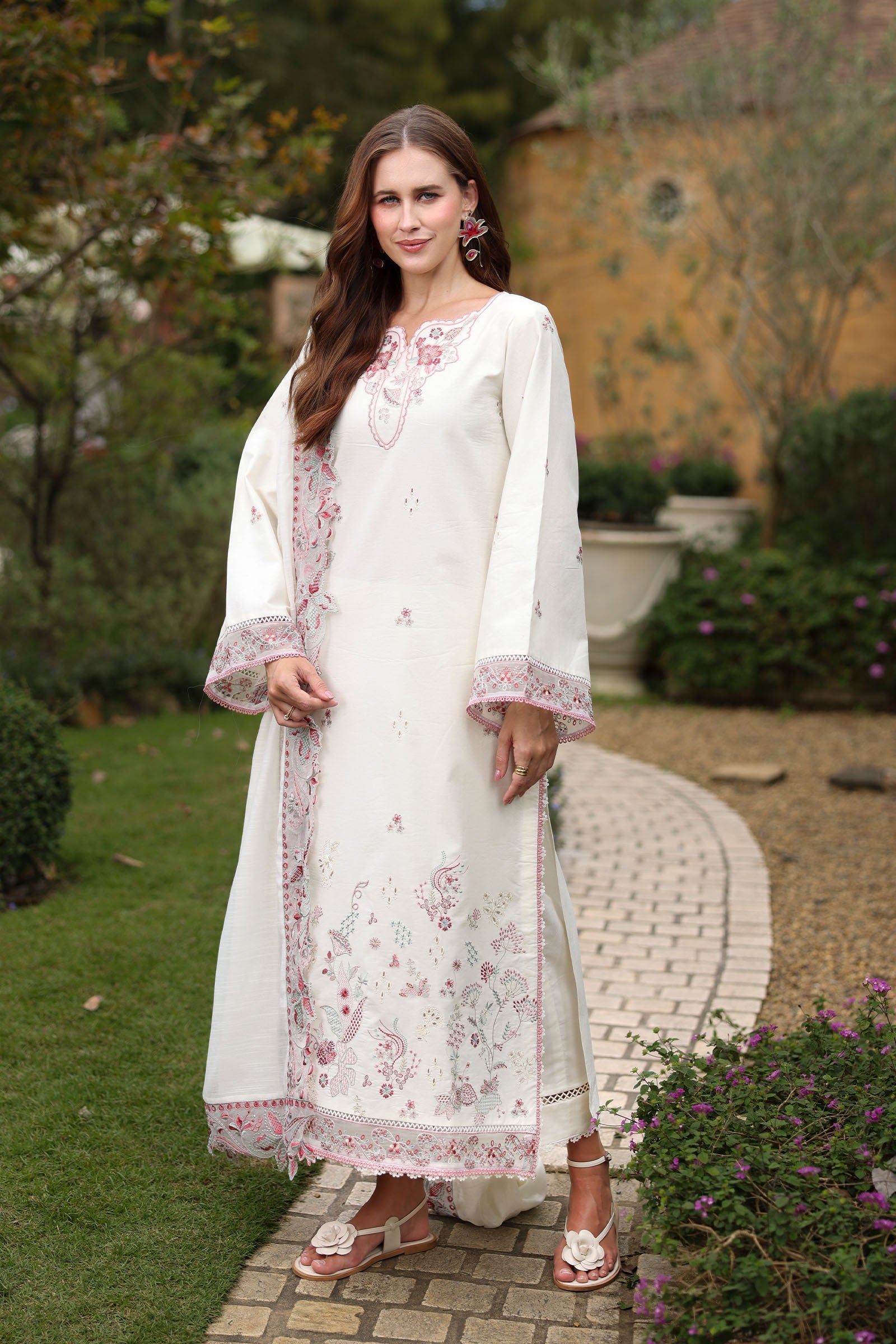 Raaya - Lawn Collection Rameen 26 - Vol II - Evlayn