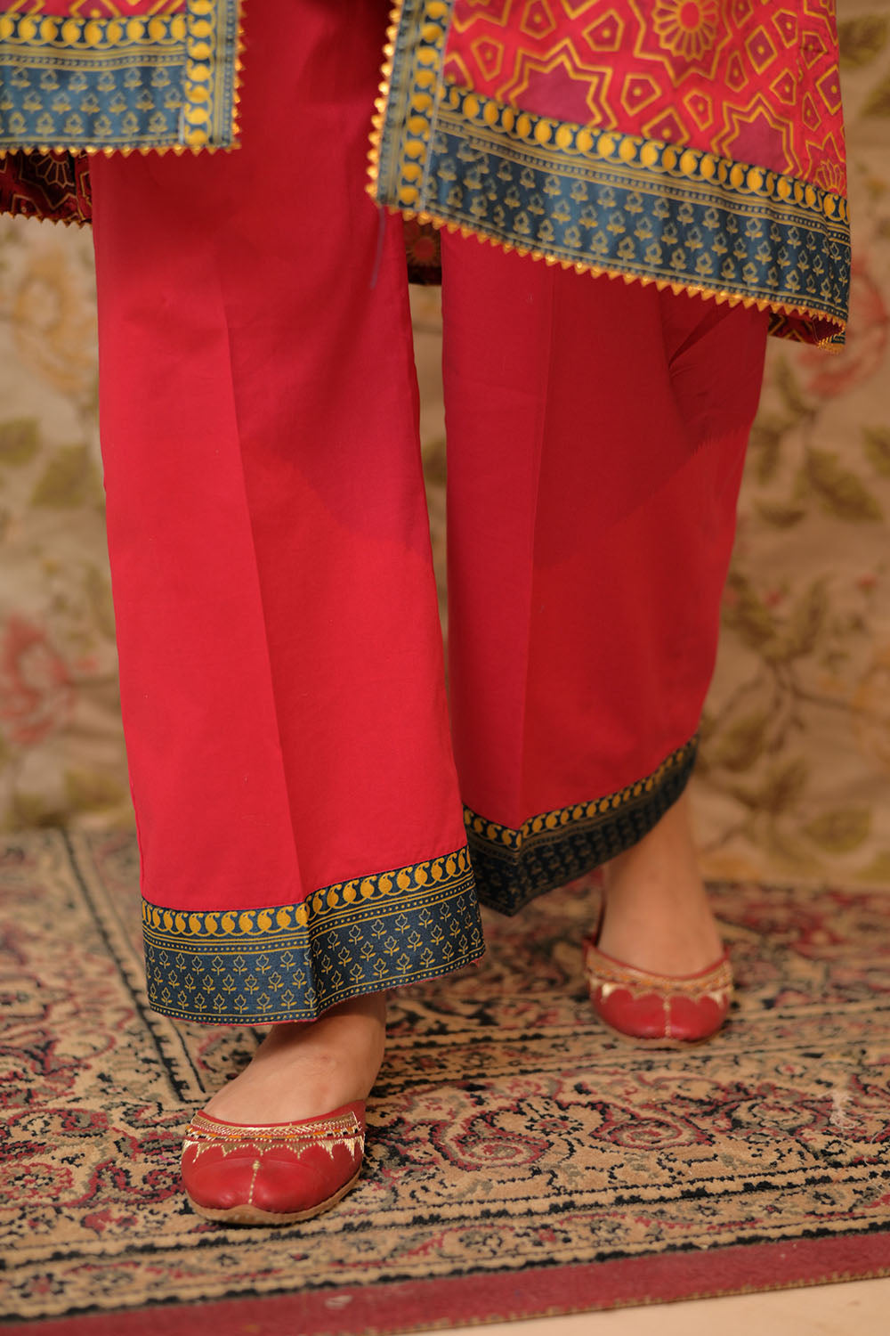 SN-02952 | Red & Multicolor | Casual Plus 3 Piece Suit | Cotton Lawn Gold Printed