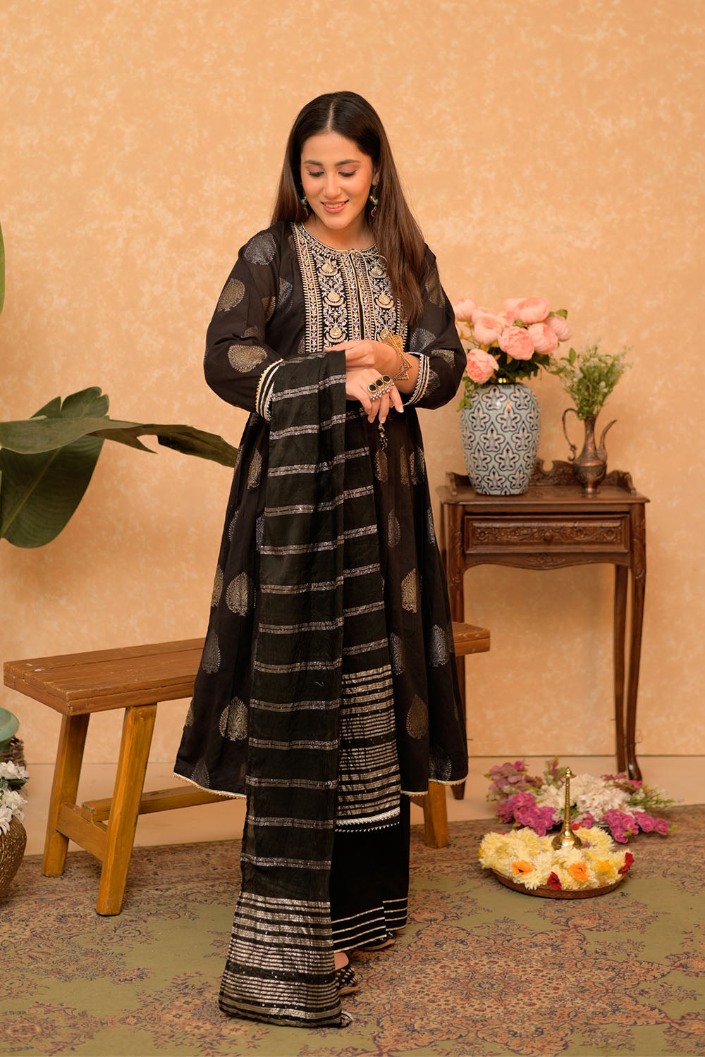 SN-02861 | Black & Gold | Casual Plus 3 Piece Suit | Cotton Jacquard