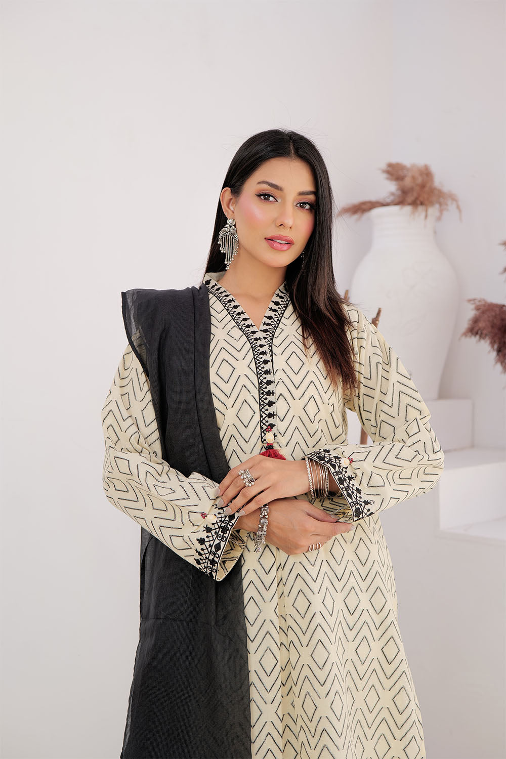 SN-Cream & Black | Casual 3 Piece Suit | Cotton Jacquard