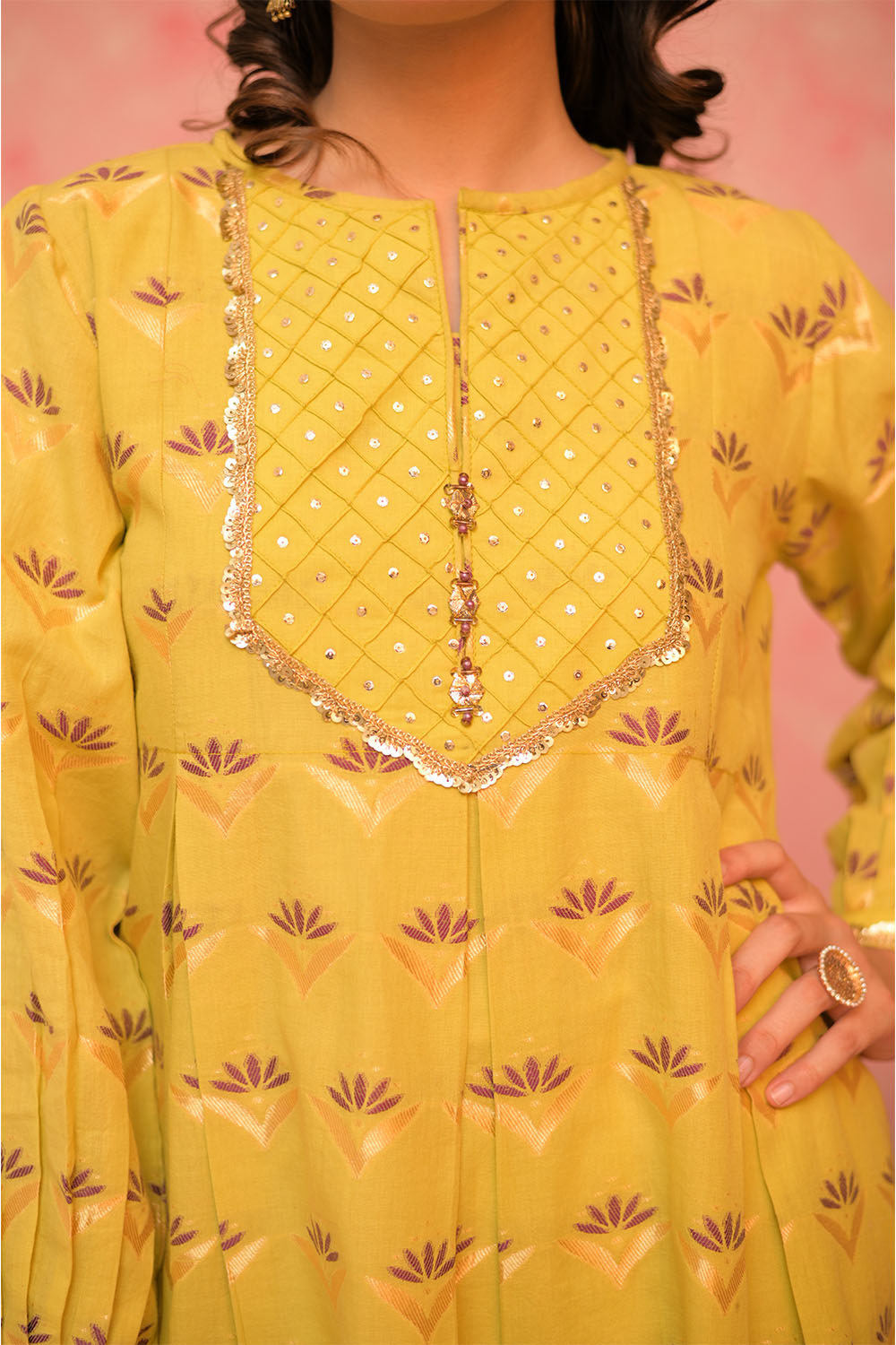 SN-02901 | Perrot Green & Multicolor | Casual Plus 3 Piece Suit | Cotton Jacquard