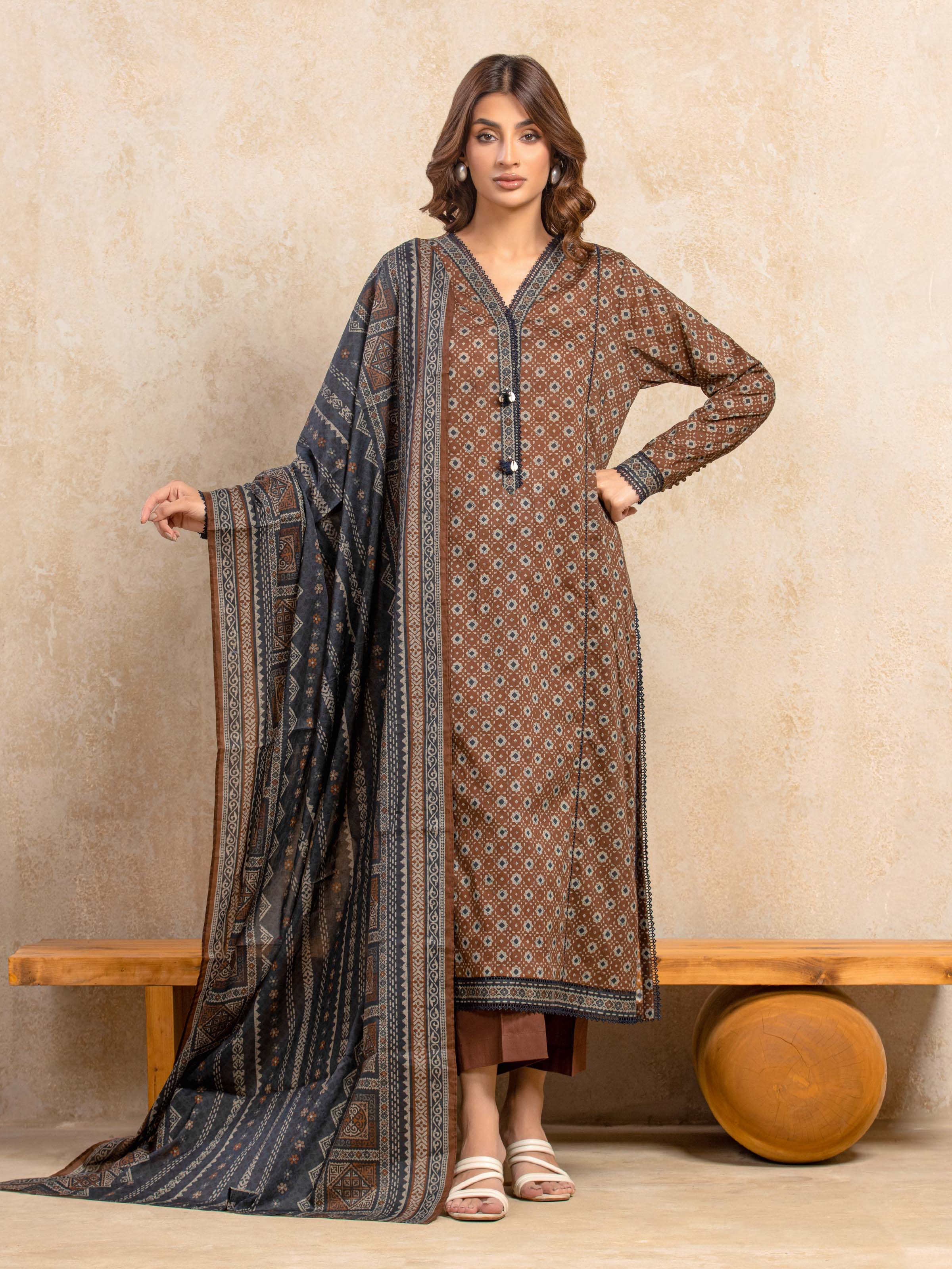 Edenrobe Unstitched Dark Brown Printed Khaddar 3 Piece