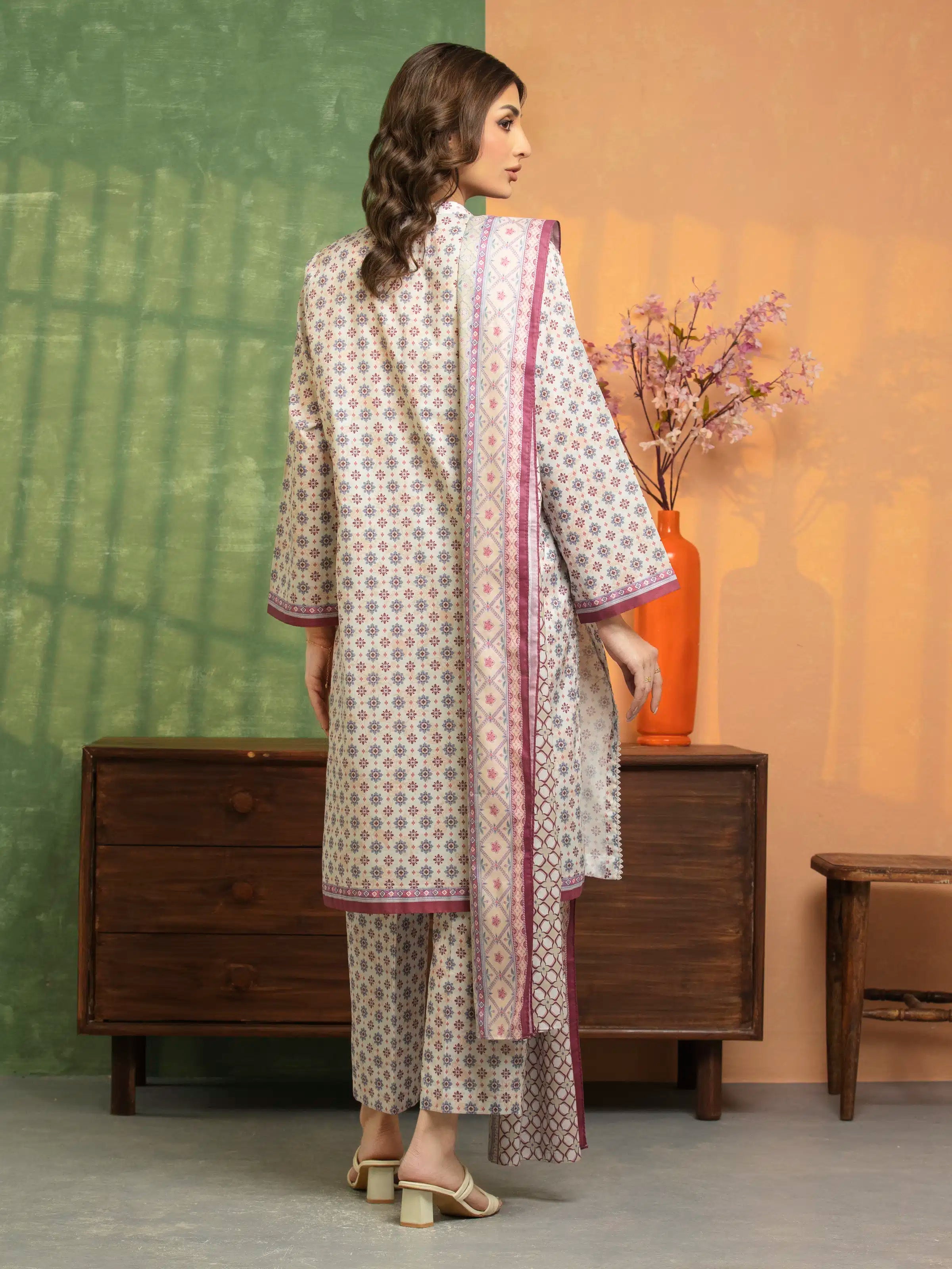 Edenrobe Unstitched White Multi Printed Lawn 3 Piece