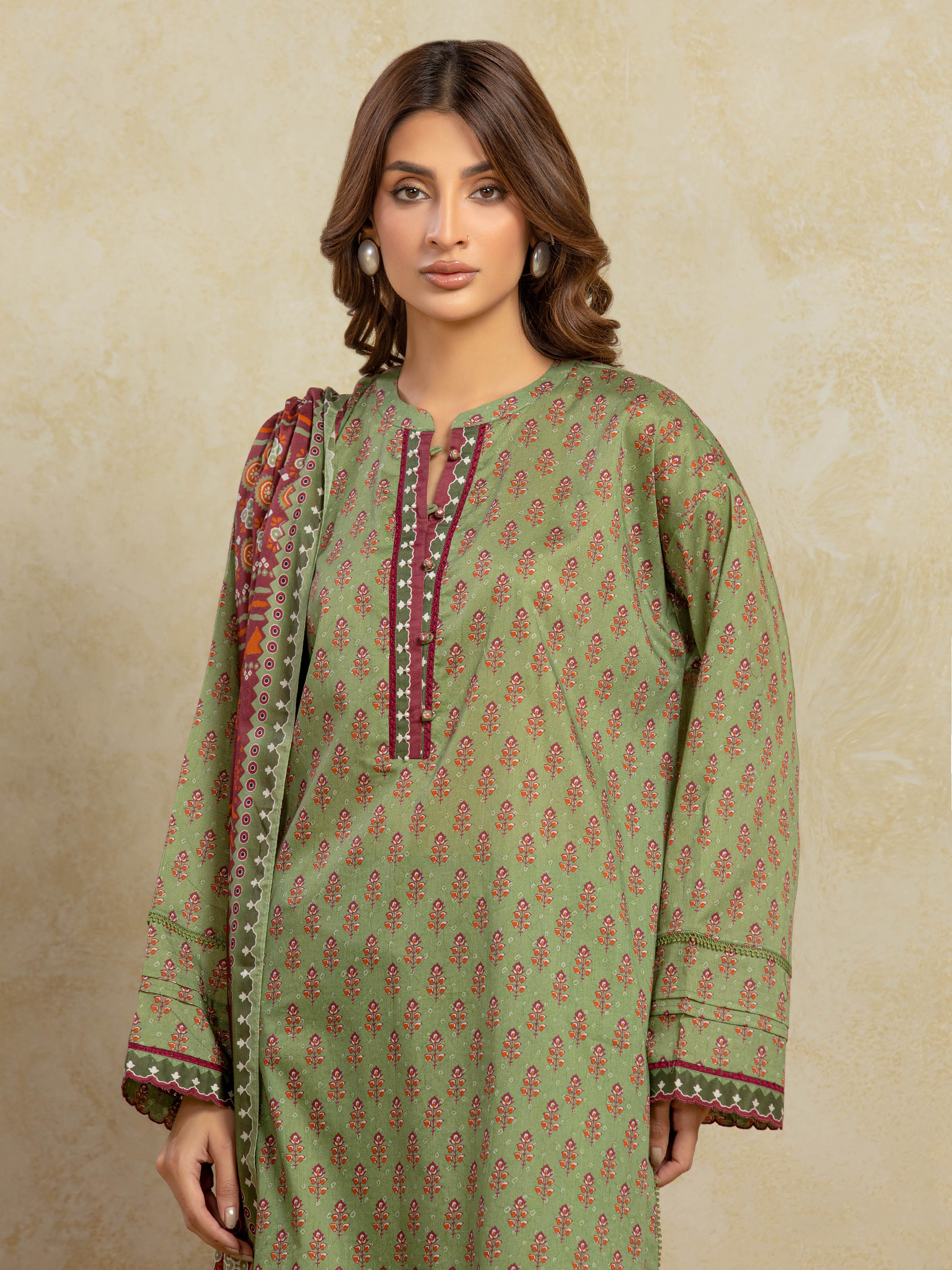 Edenrobe Unstitched Green Printed Khaddar 3 Piece