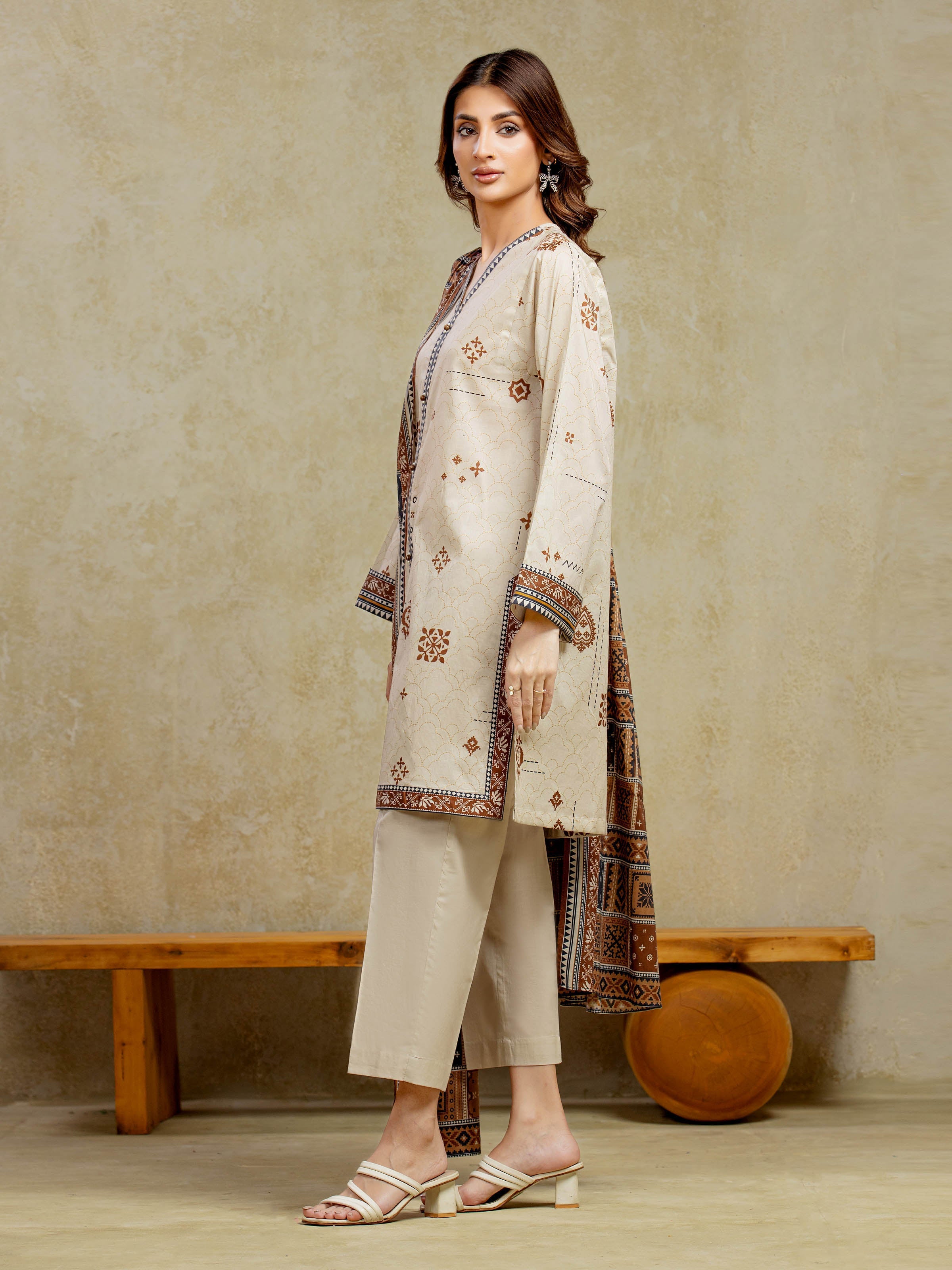 Edenrobe Unstitched Beige Printed Khaddar 3 Piece