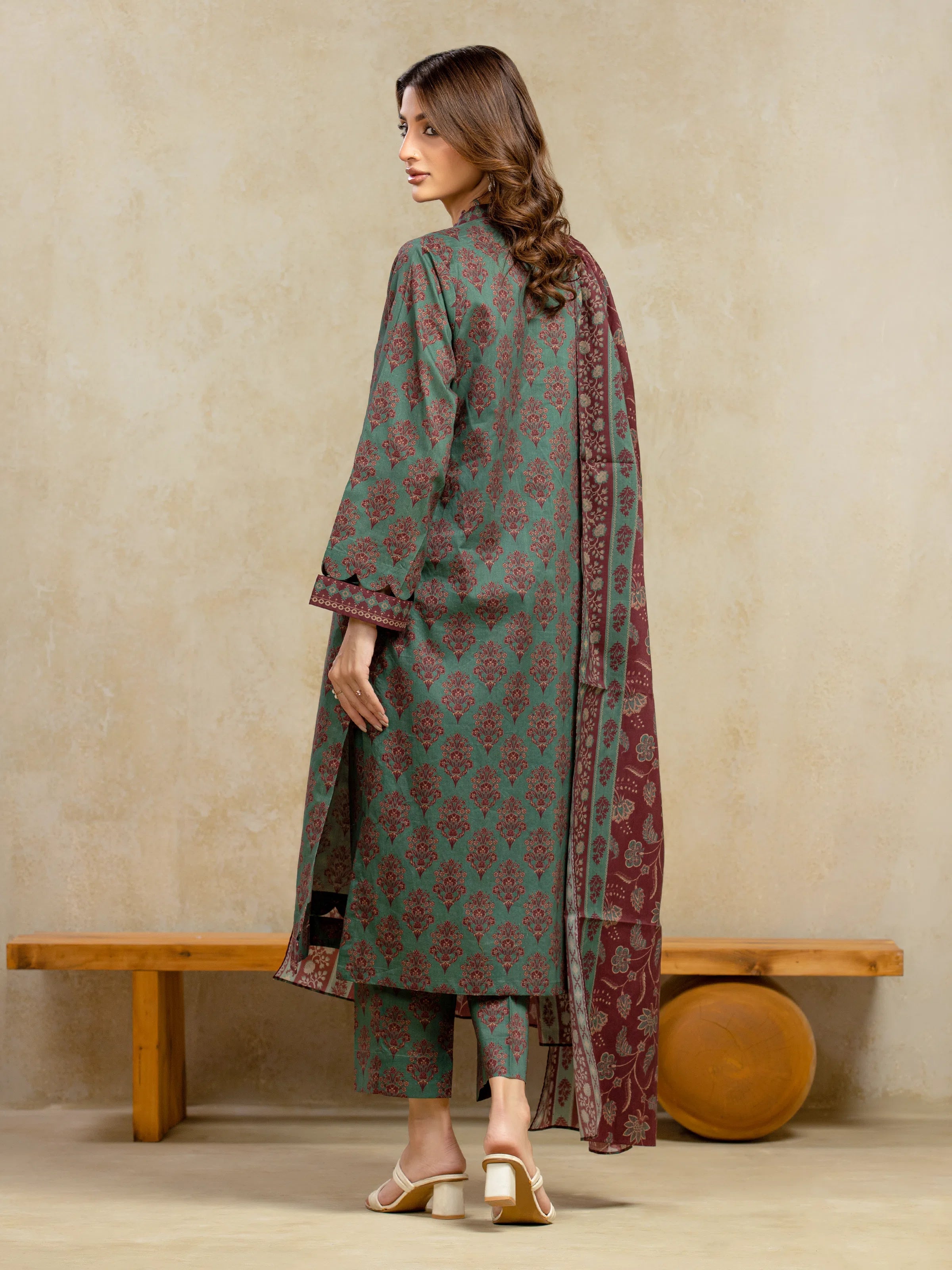 Edenrobe Unstitched Dark Green Printed Khaddar 3 Piece