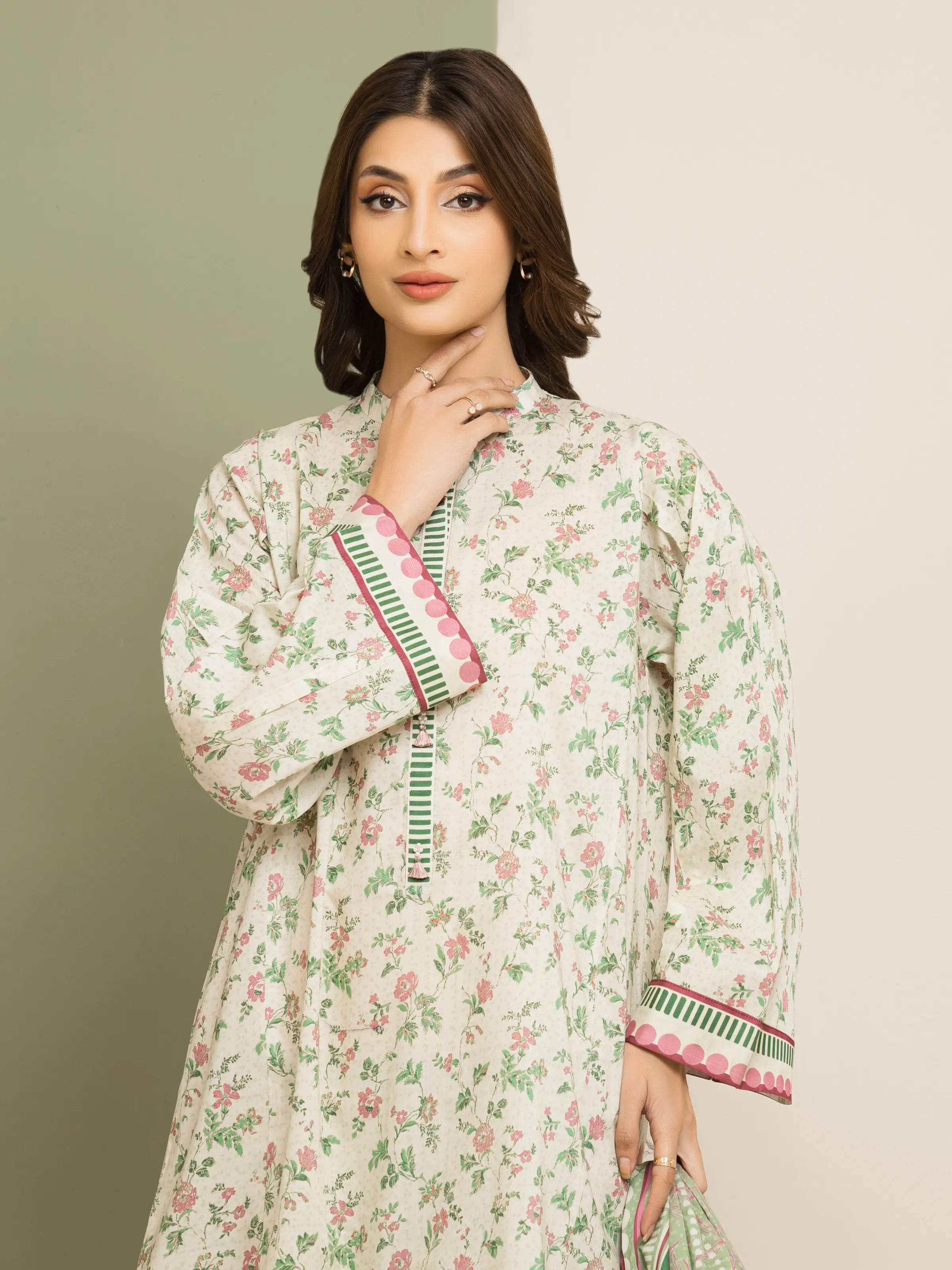 ED Unstitched Cream Printed Lawn 3 Piece