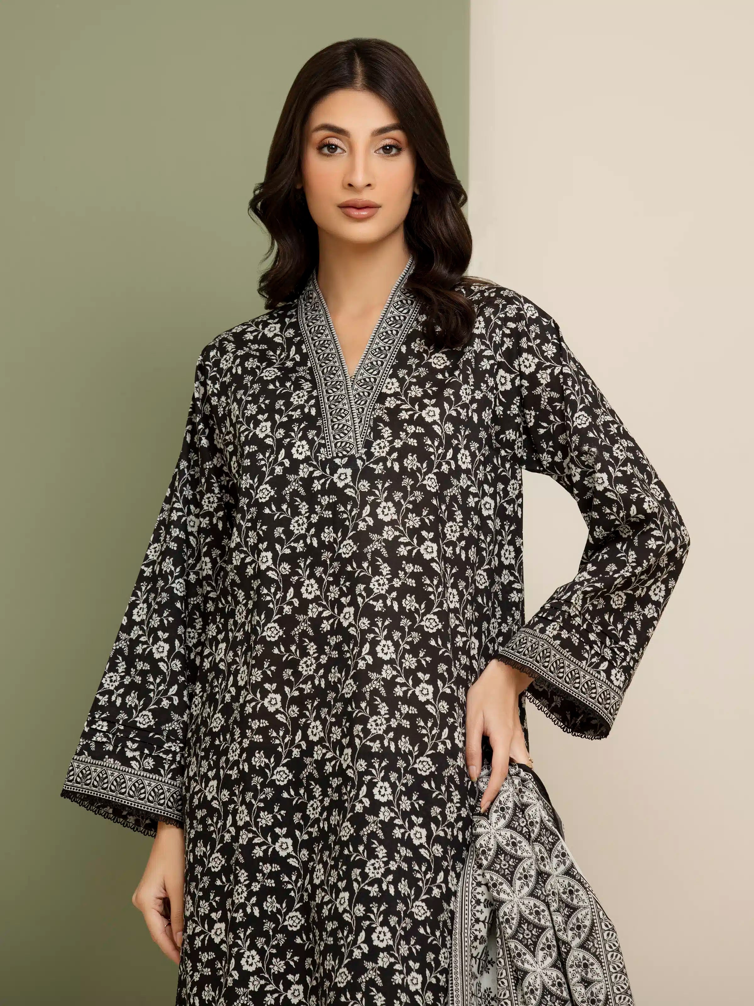 ED Unstitched Black Printed Lawn 3 Piece