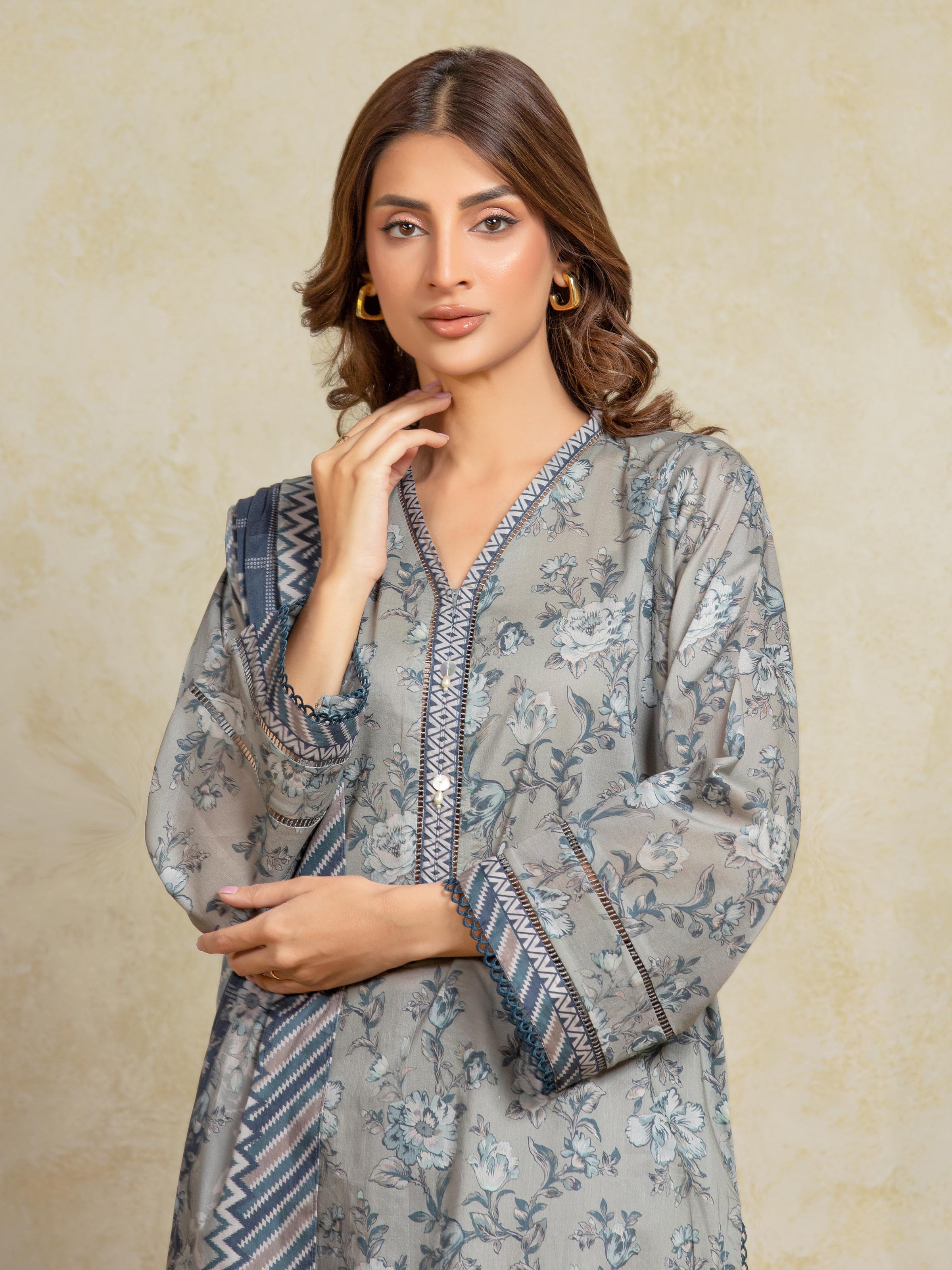 Edenrobe Unstitched Grey Printed Khaddar 3 Piece