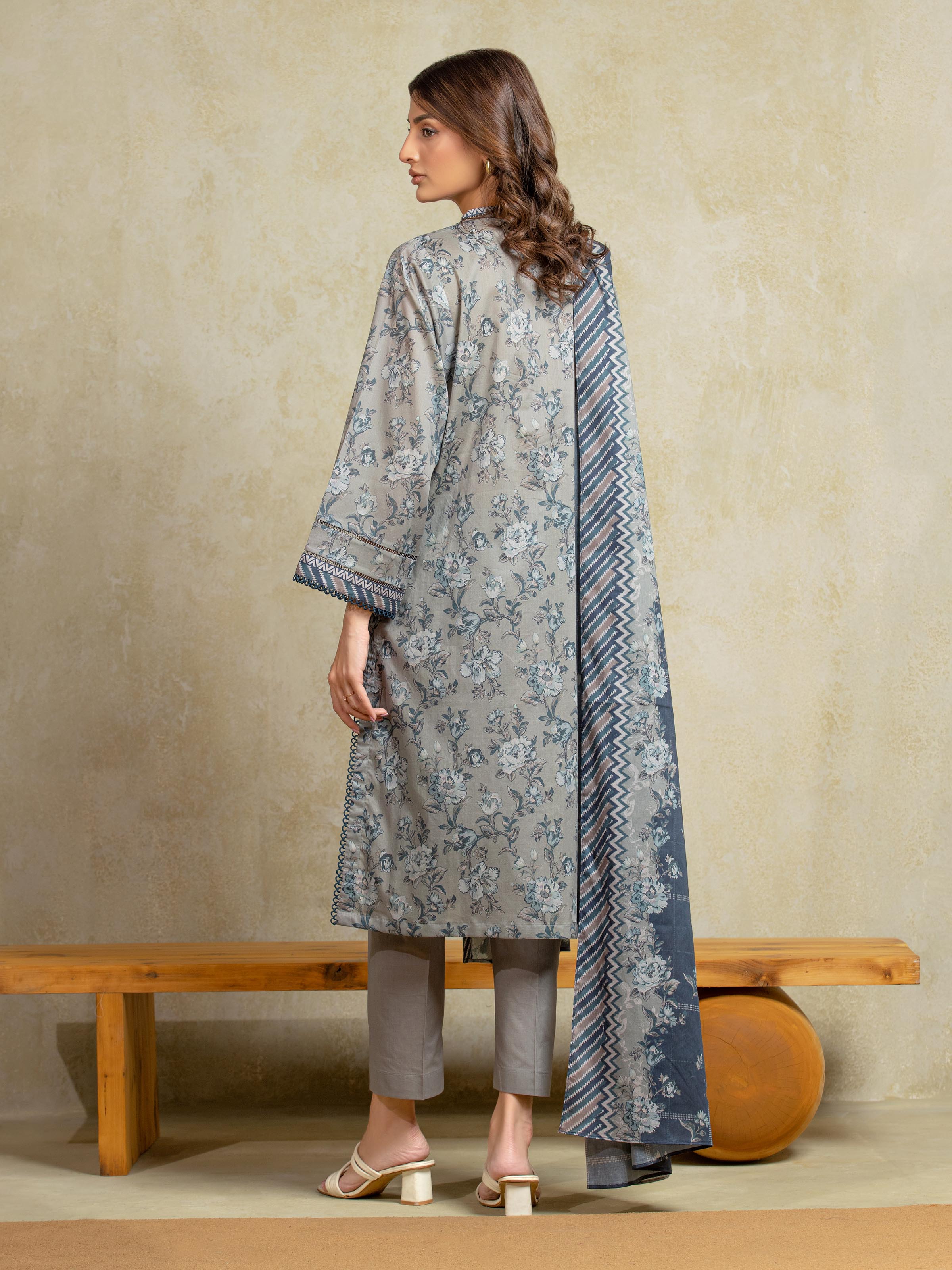 Edenrobe Unstitched Grey Printed Khaddar 3 Piece