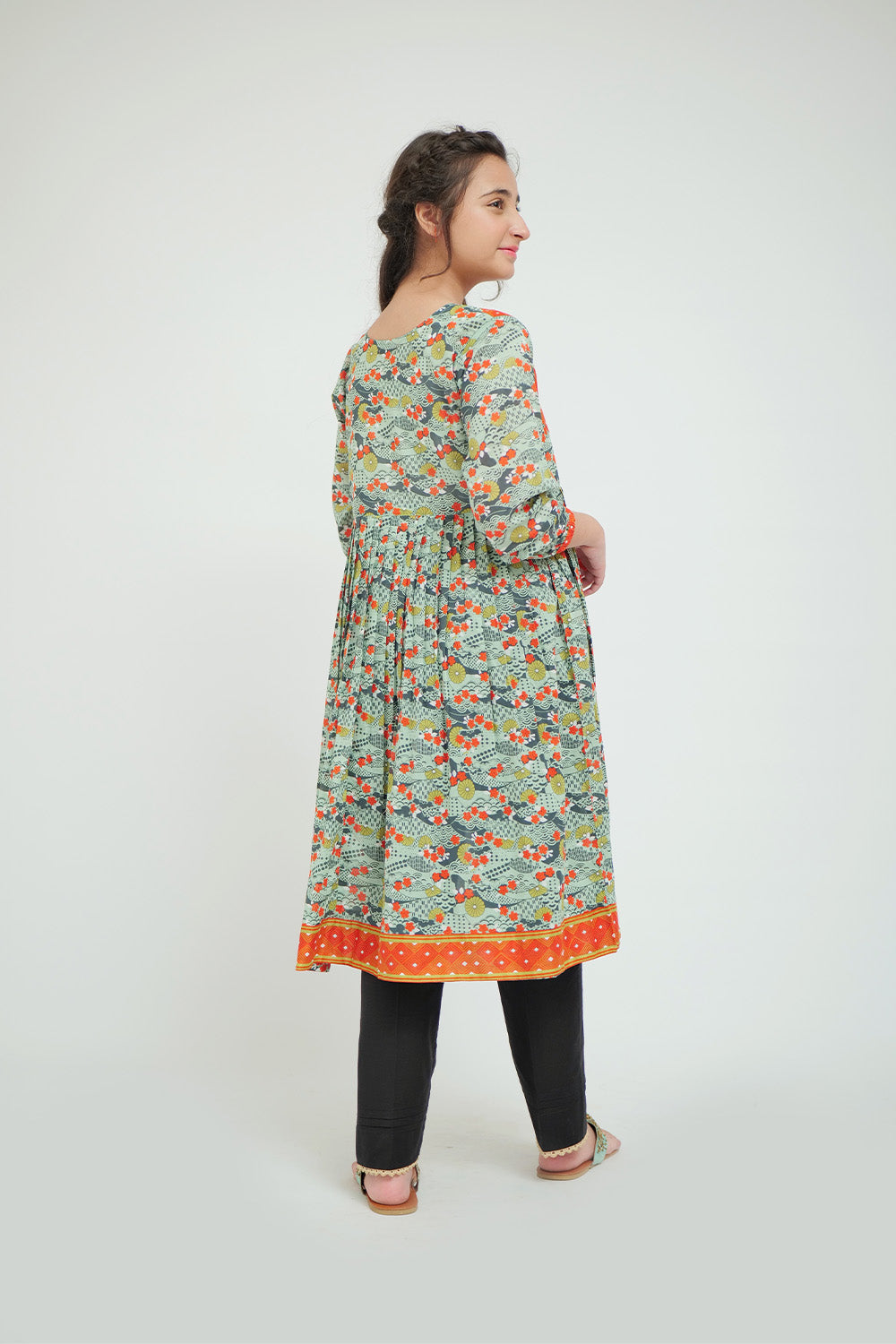 SN-02625 | Green & Multicolor | Casual Kurta | Cotton Lawn Printed