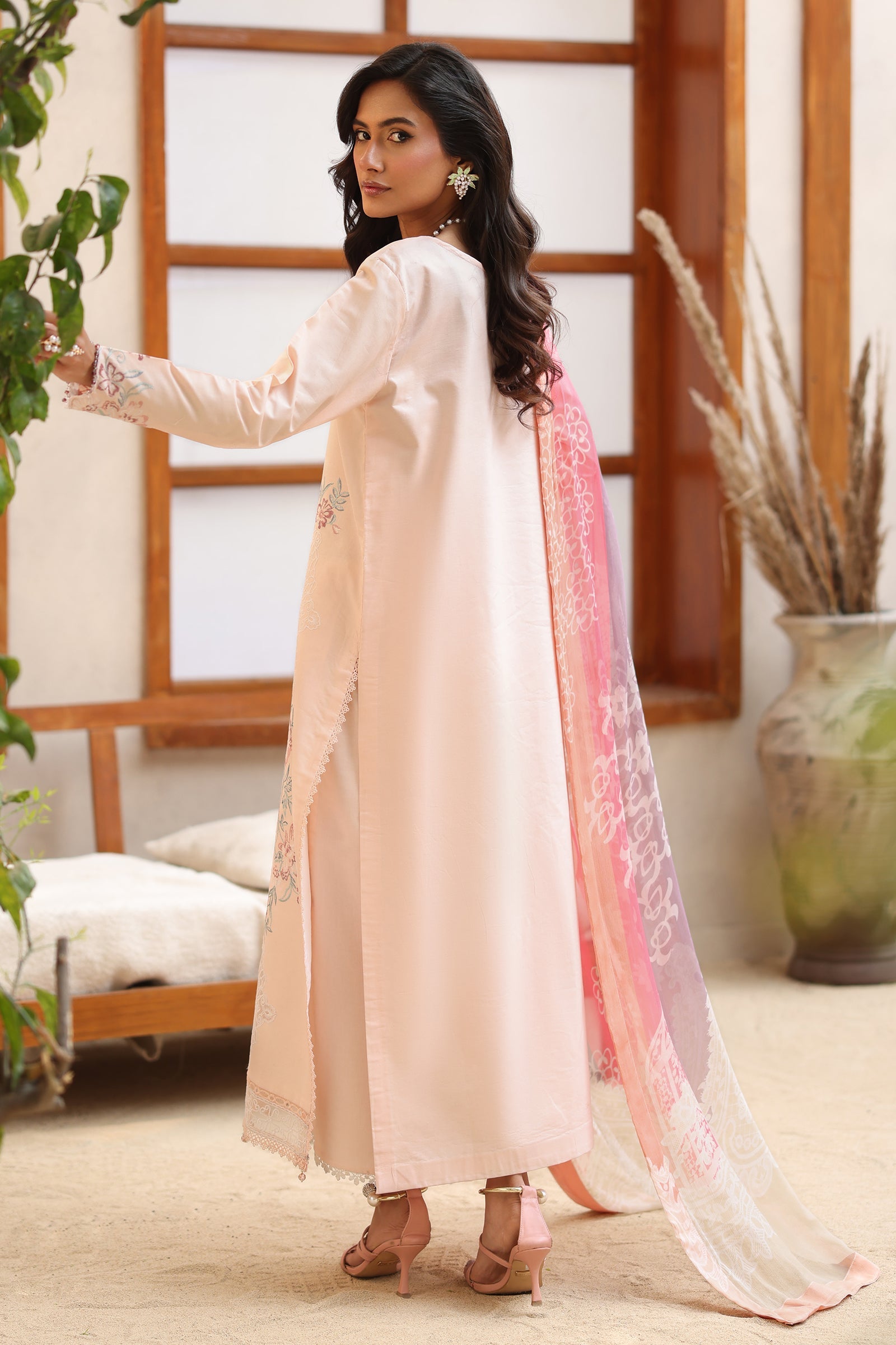 Raaya - Lawn Collection Rameen 26 - Vol II - AURORA