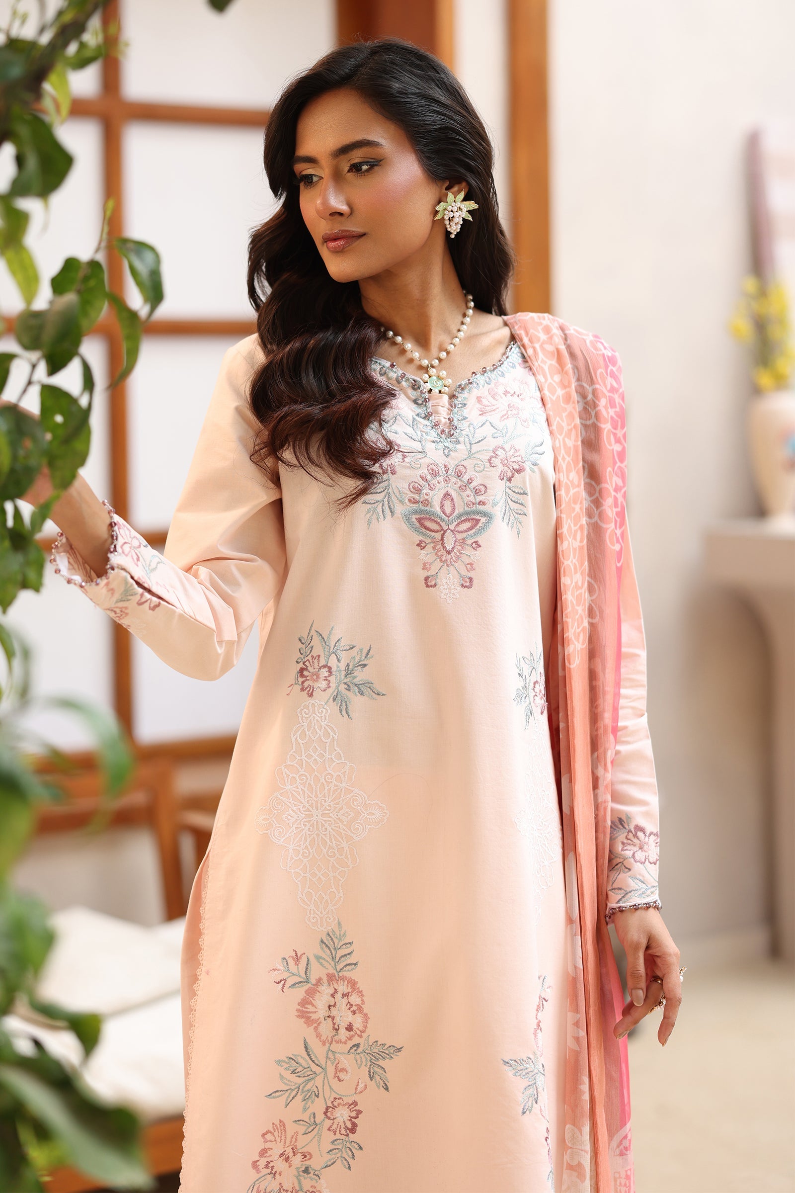 Raaya - Lawn Collection Rameen 26 - Vol II - AURORA