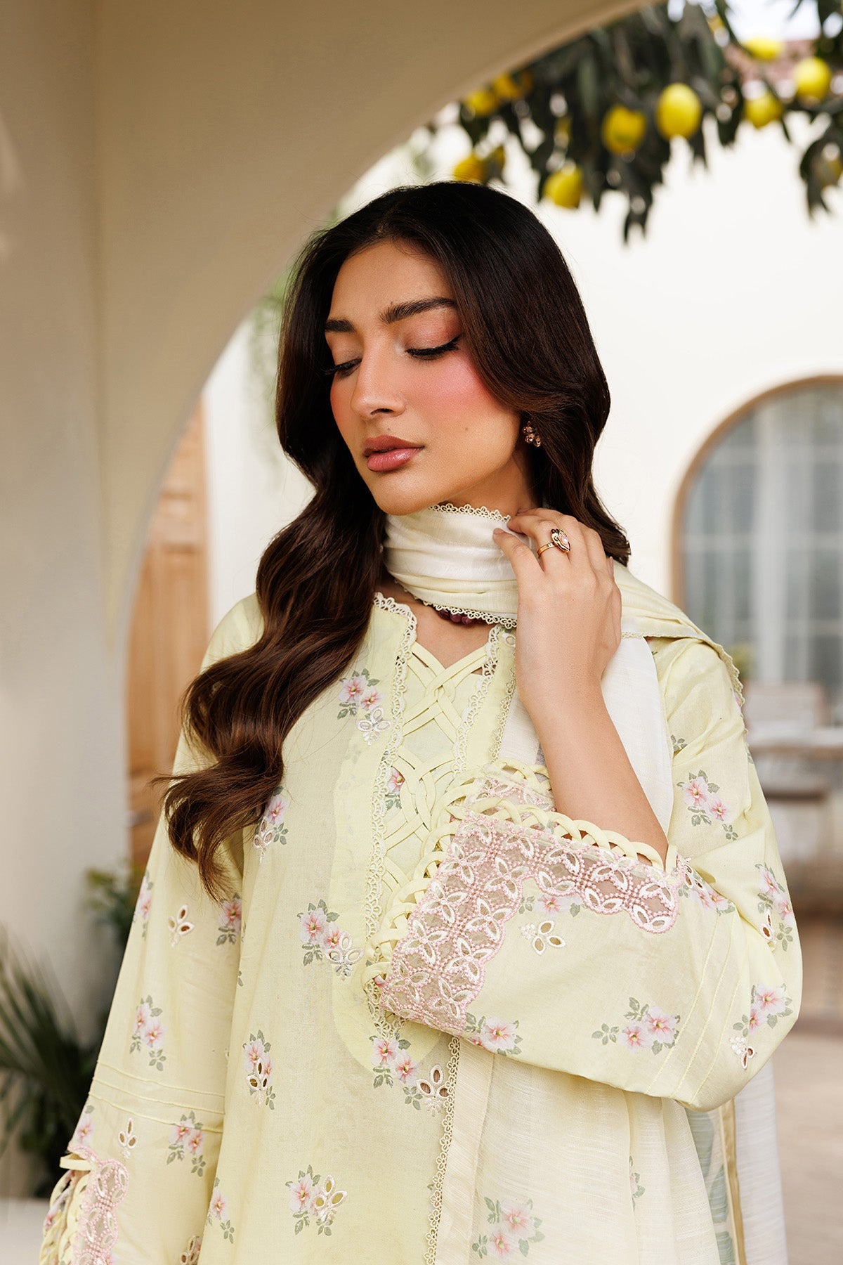 Zarif Pret Printed Lawn DAAHR