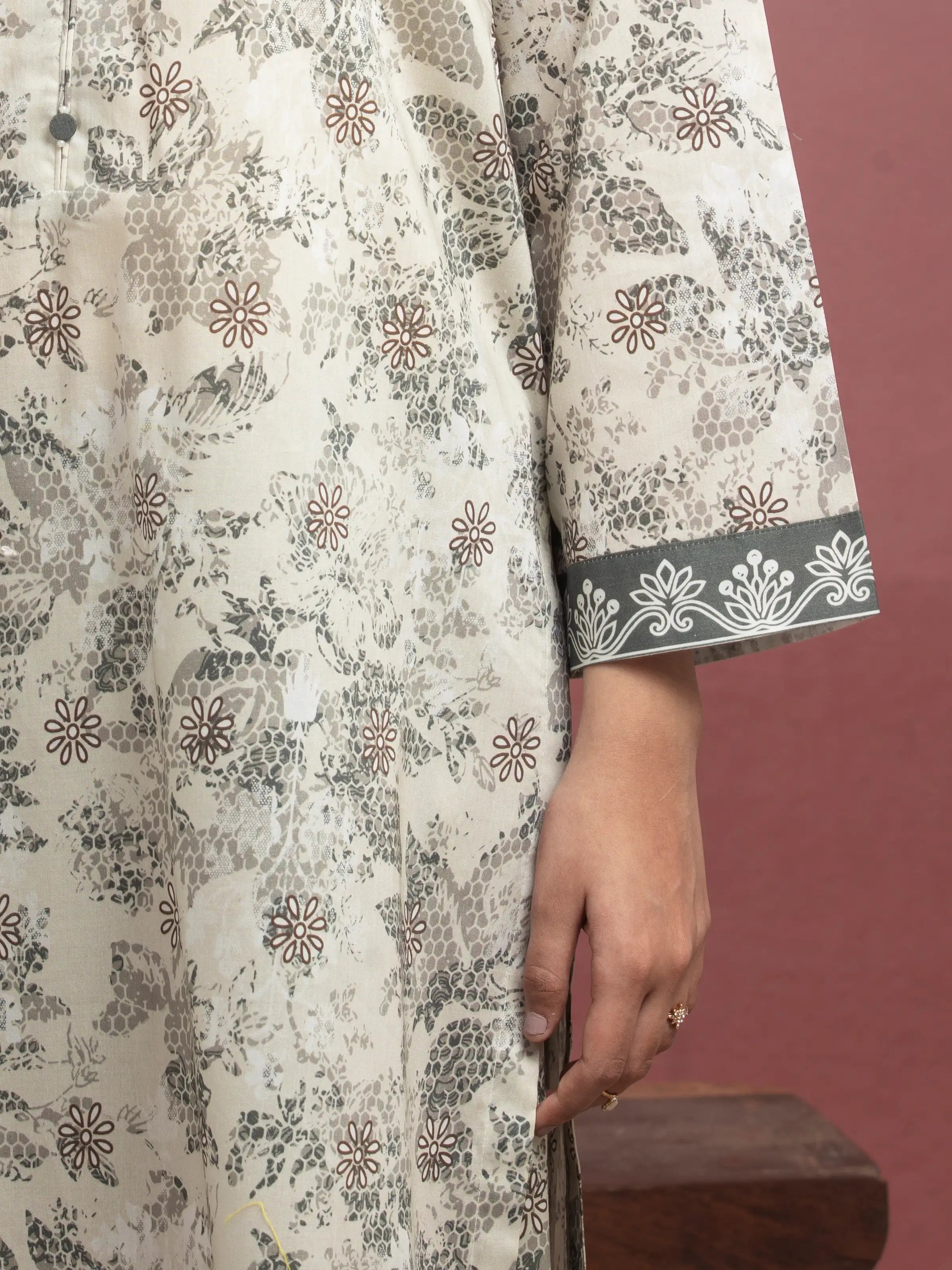 Edenrobe Unstitched Beige Printed Lawn 2 Piece
