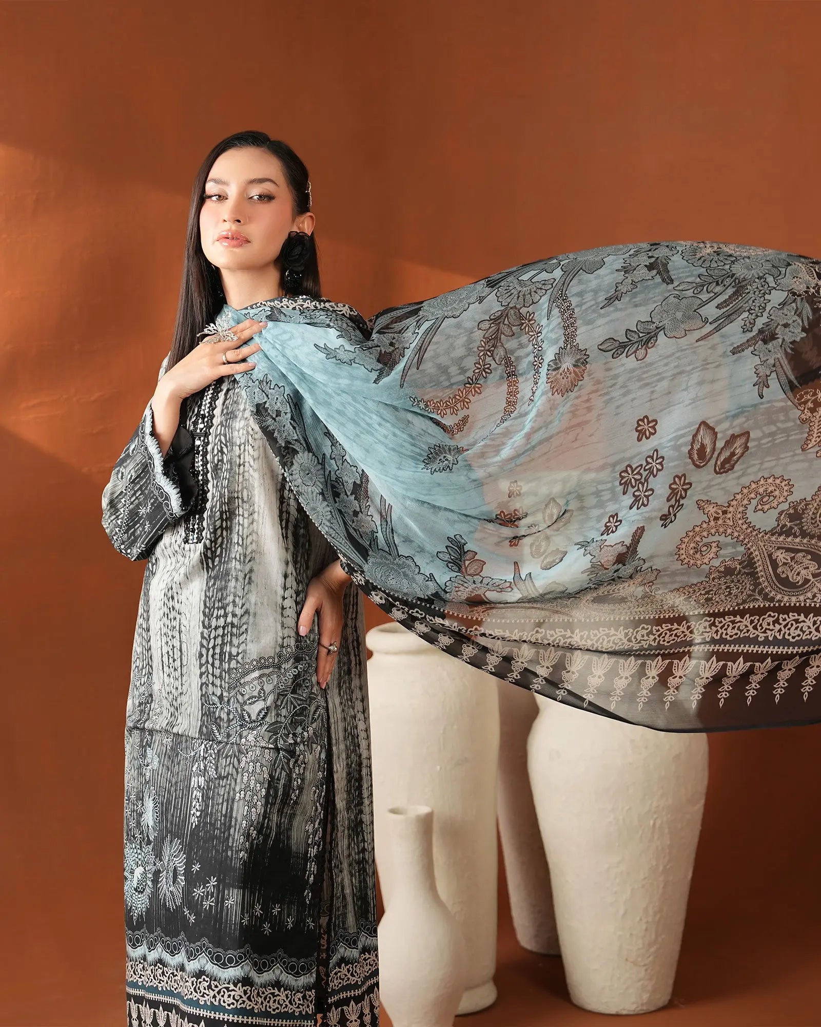 SP-3-Piece Ready-to-Wear Lawn Suit