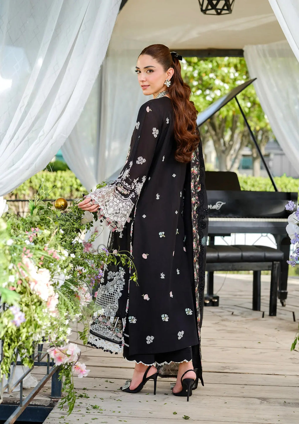 Elaf Embroidered Lawn Suits Unstitched 3 Piece SERENA