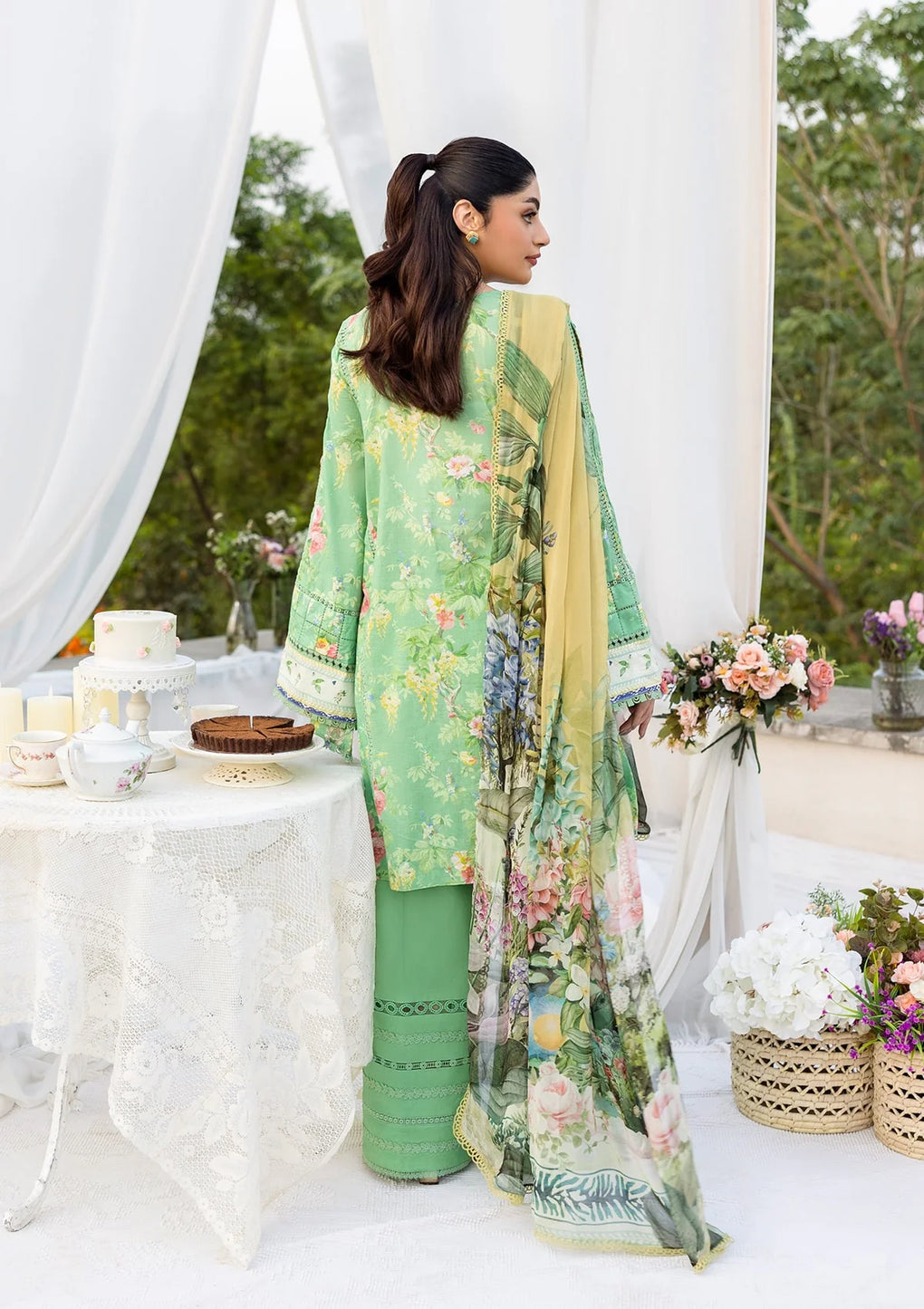 Elaf Premium Printed Lawn Suits Unstitched 3 Piece -ECD-6B PASTELLE