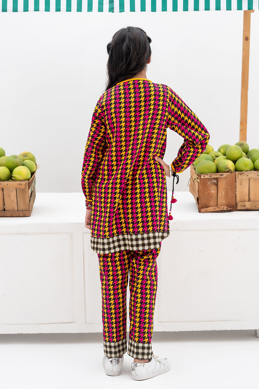Senorita-Black & Multicolor | Casual 2 Piece Suit | Cotton Khaddar Printed