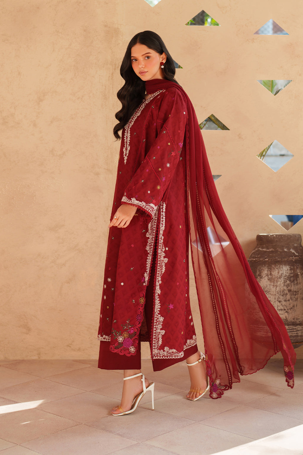 IZNIK Eid Lawn Unstitched Embroidered 3Pc Suit EL-02