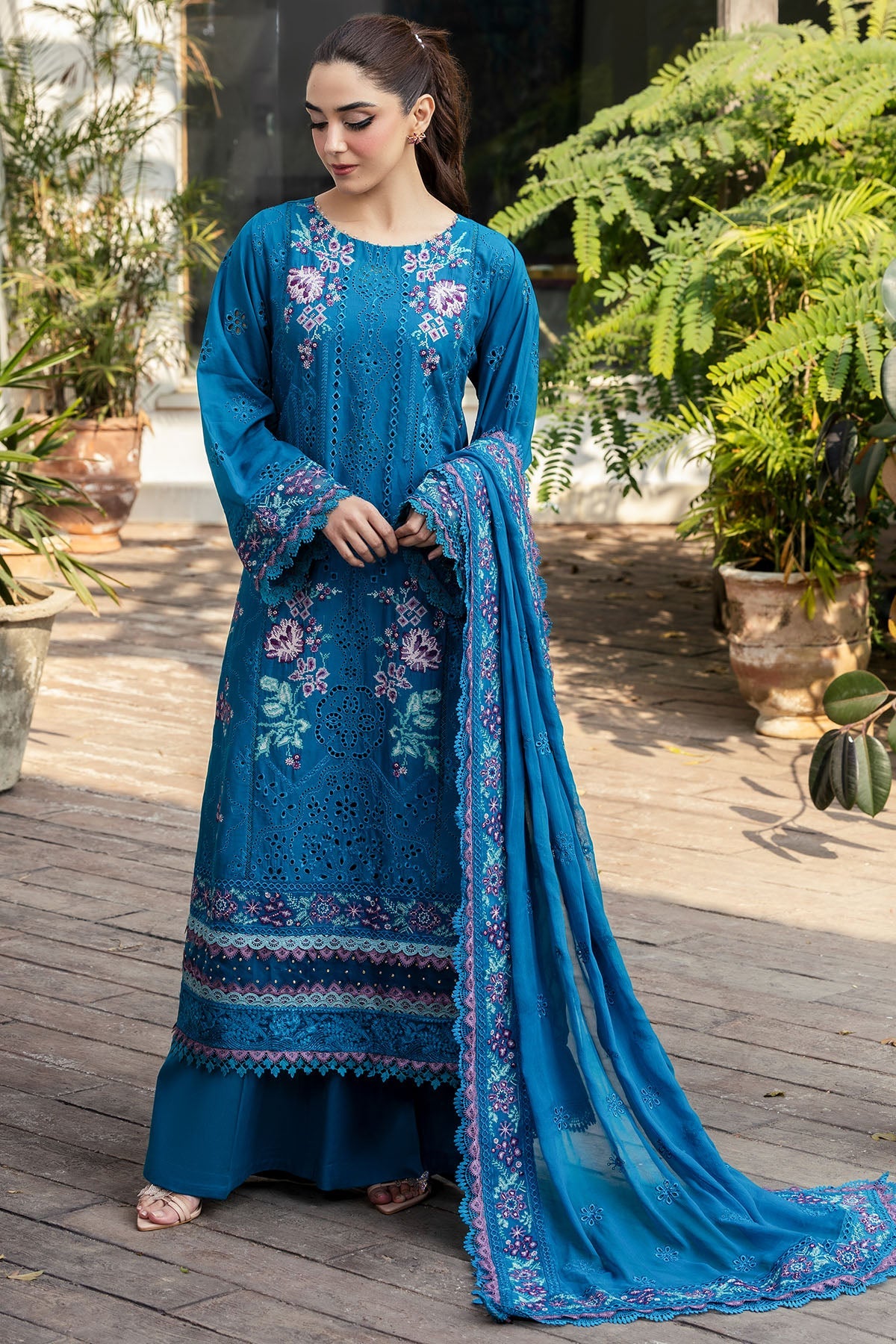 Motifz MARGO EMBROIDERED LAWN UNSTITCHED