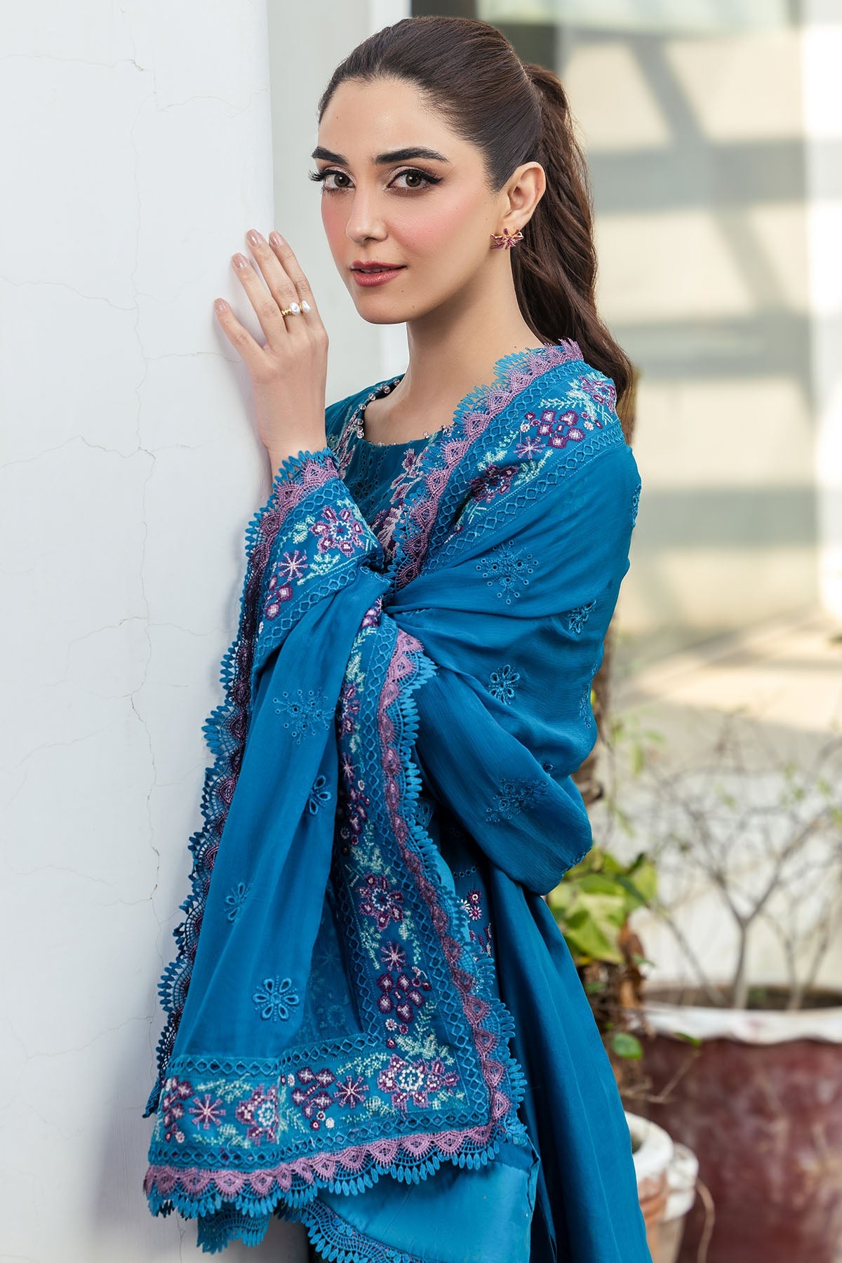 Motifz MARGO EMBROIDERED LAWN UNSTITCHED