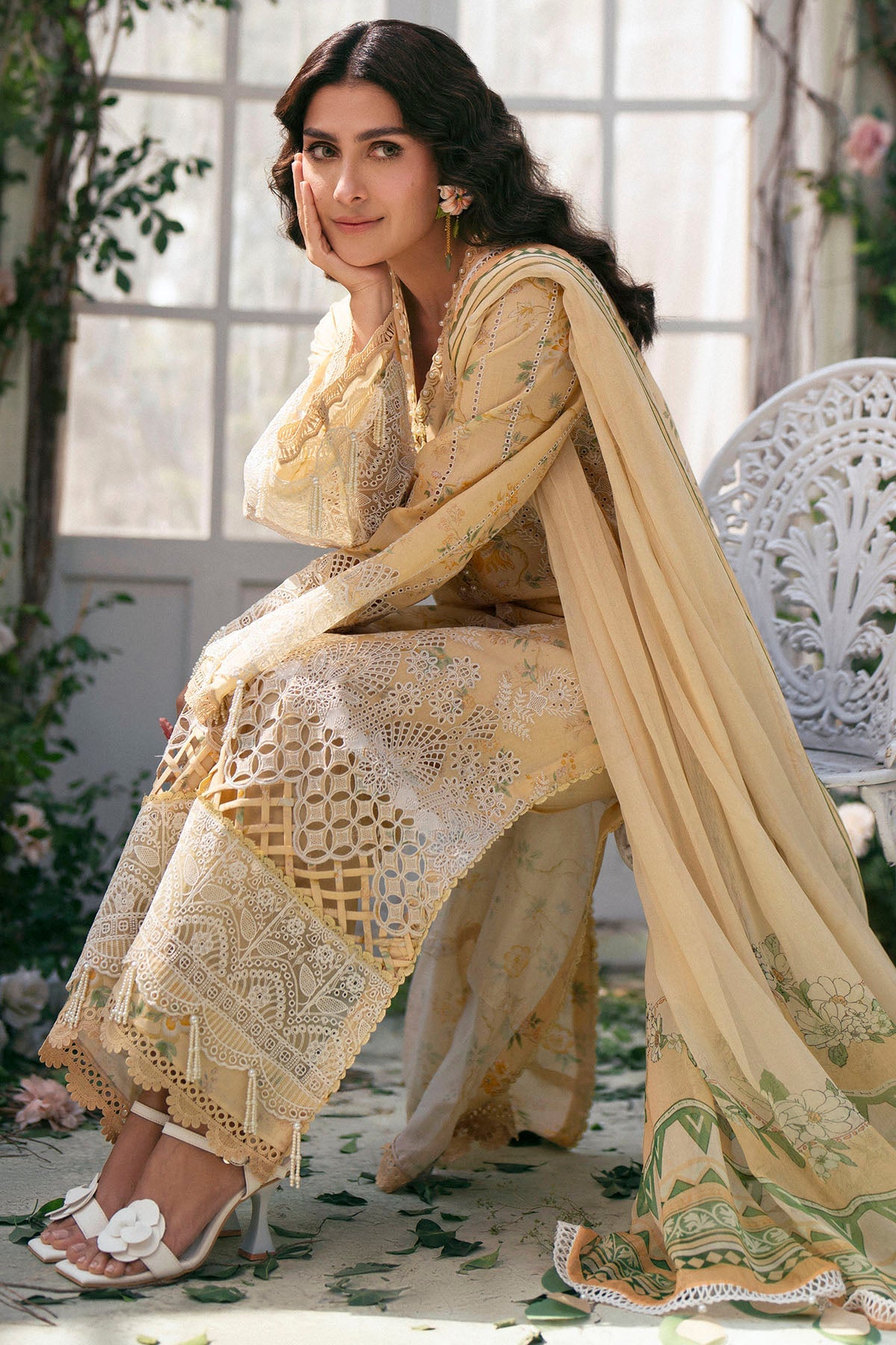 Motifz ORCHID EMBROIDERED LAWN UNSTITCHED
