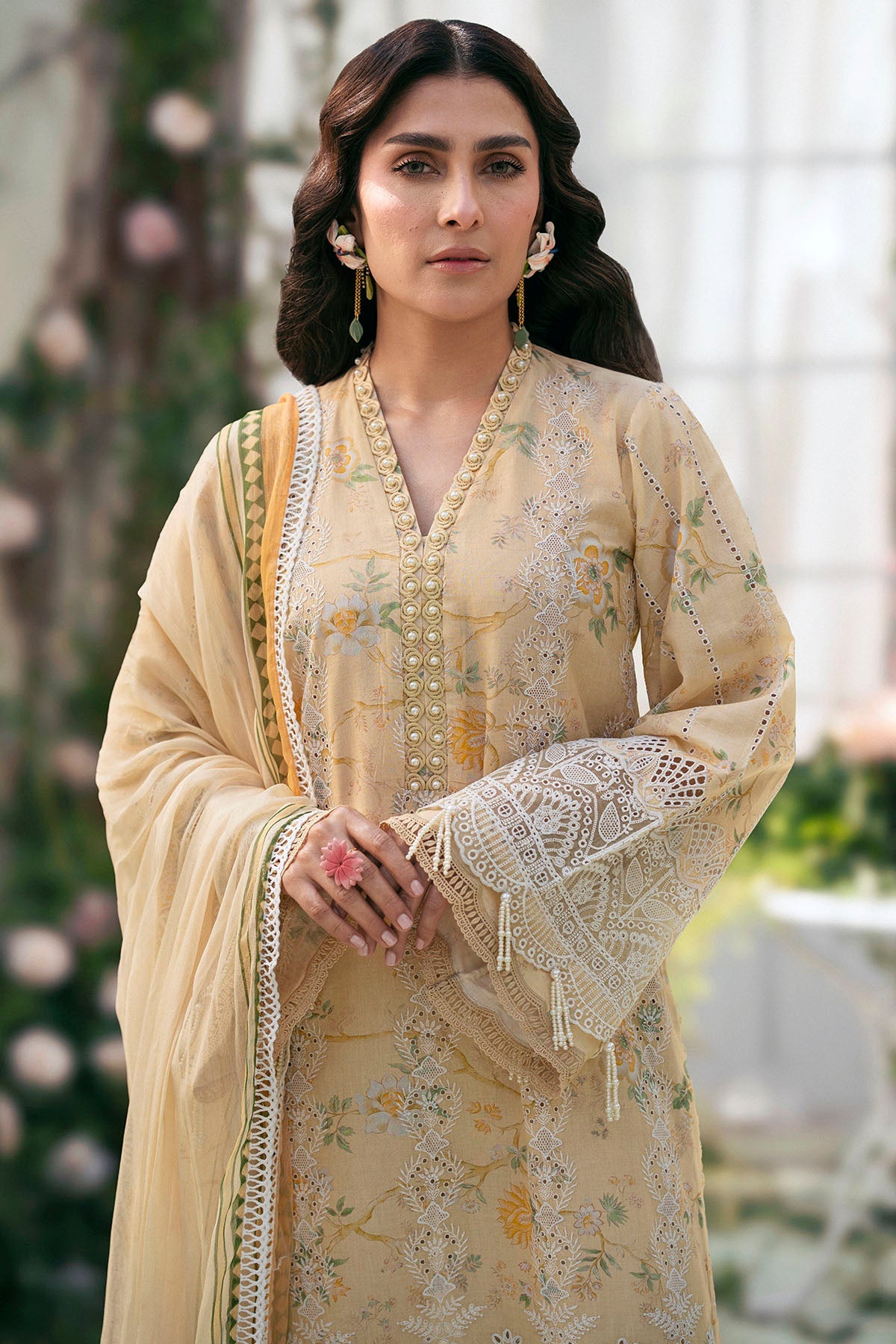 Motifz ORCHID EMBROIDERED LAWN UNSTITCHED