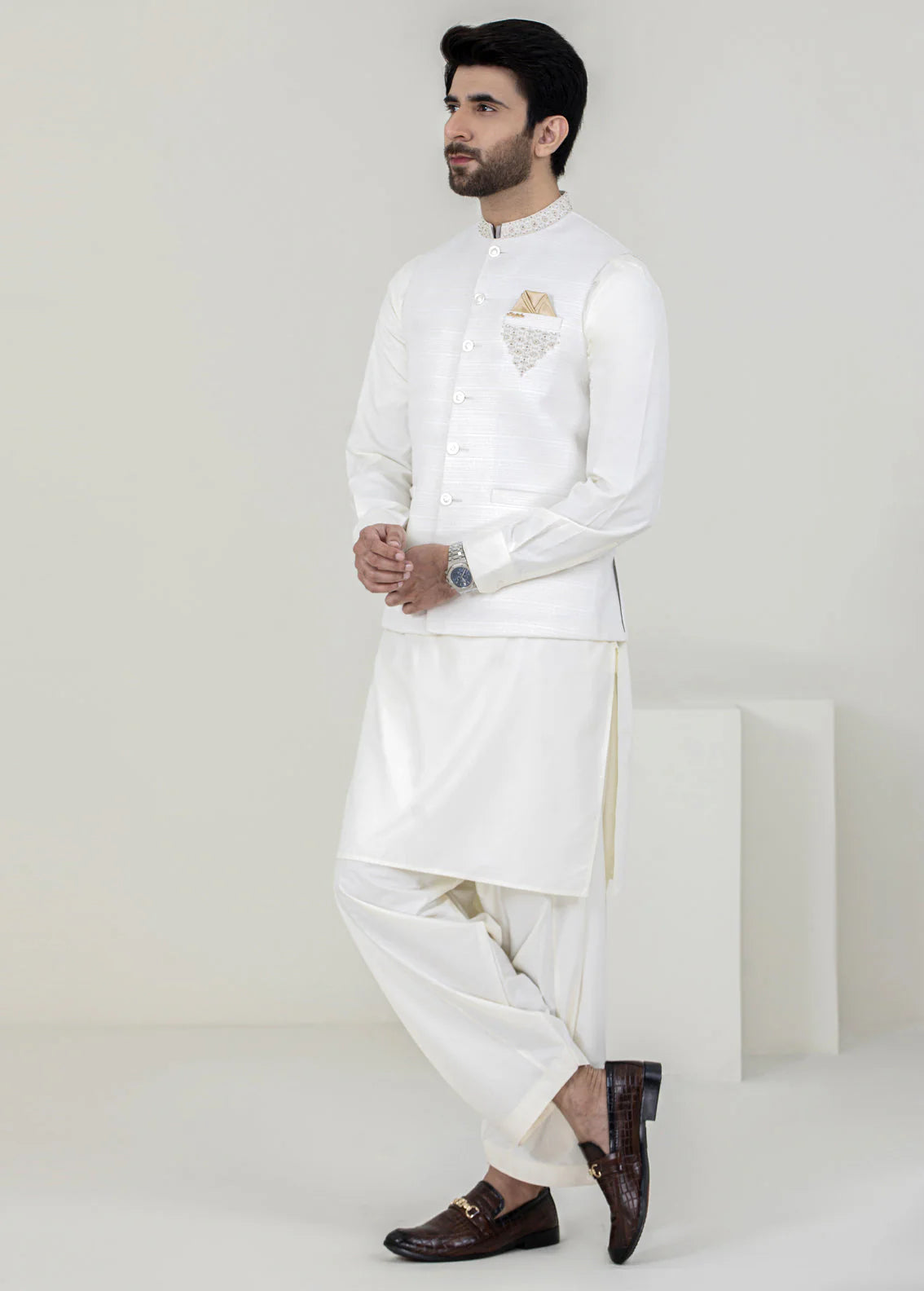 White Embroidered Men's Waistcoat