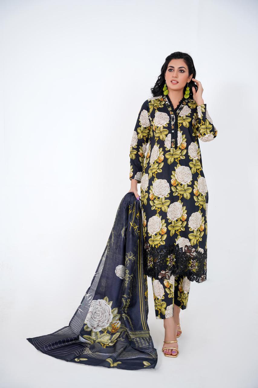 Zeenat Pret  3 PC Embroidered Dress