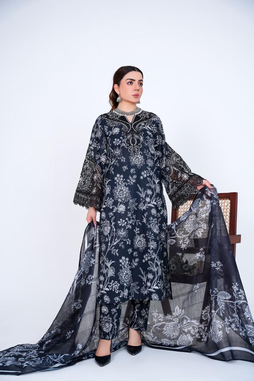 Zeenat Pret  3 PC Embroidered Dress