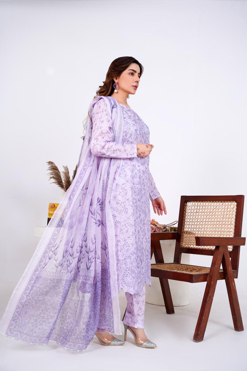 Zeenat Pret  3 PC Embroidered Dress