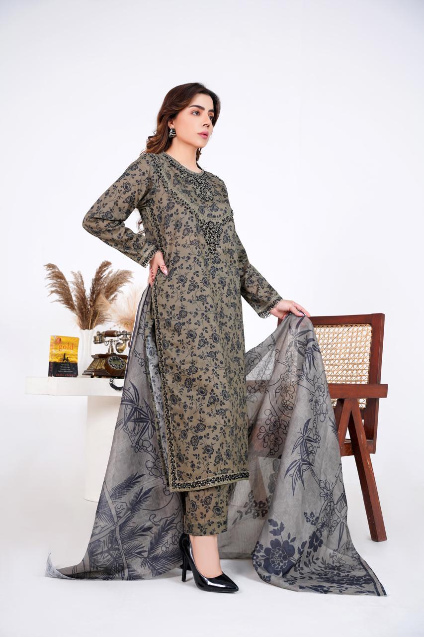 Zeenat Pret  3 PC Embroidered Dress
