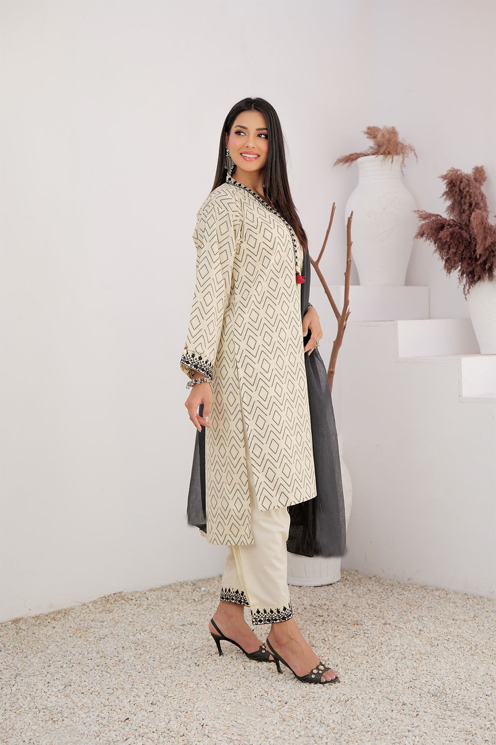 SN-Cream & Black | Casual 3 Piece Suit | Cotton Jacquard