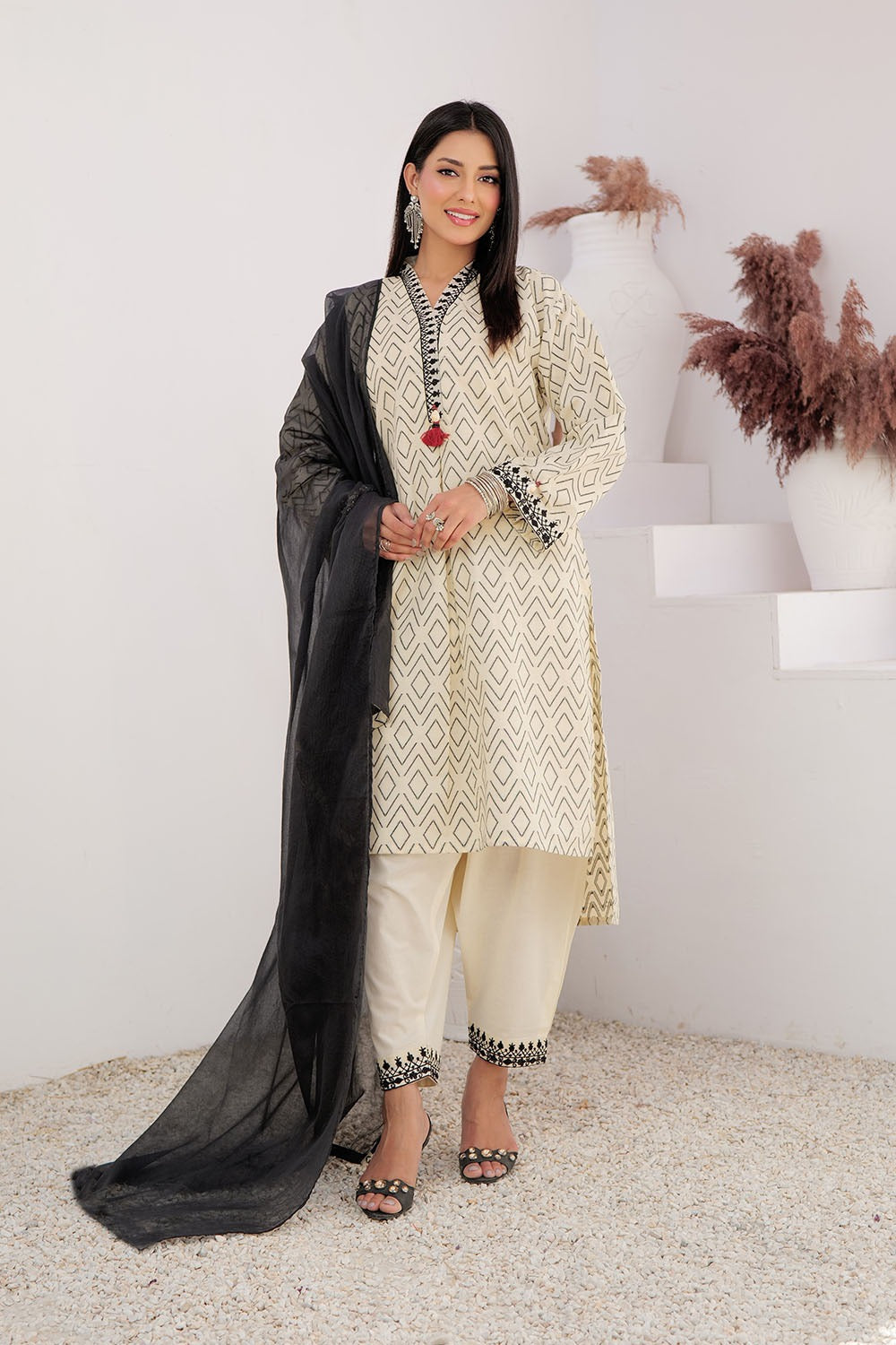 SN-Cream & Black | Casual 3 Piece Suit | Cotton Jacquard