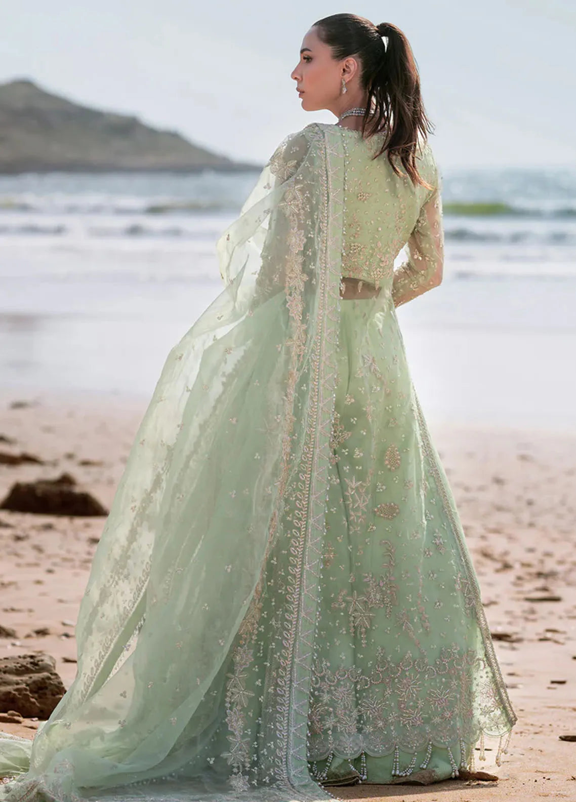 Kamari By Emaan Adeel Embroidered Organza Suit Unstitched 3 Piece Noir